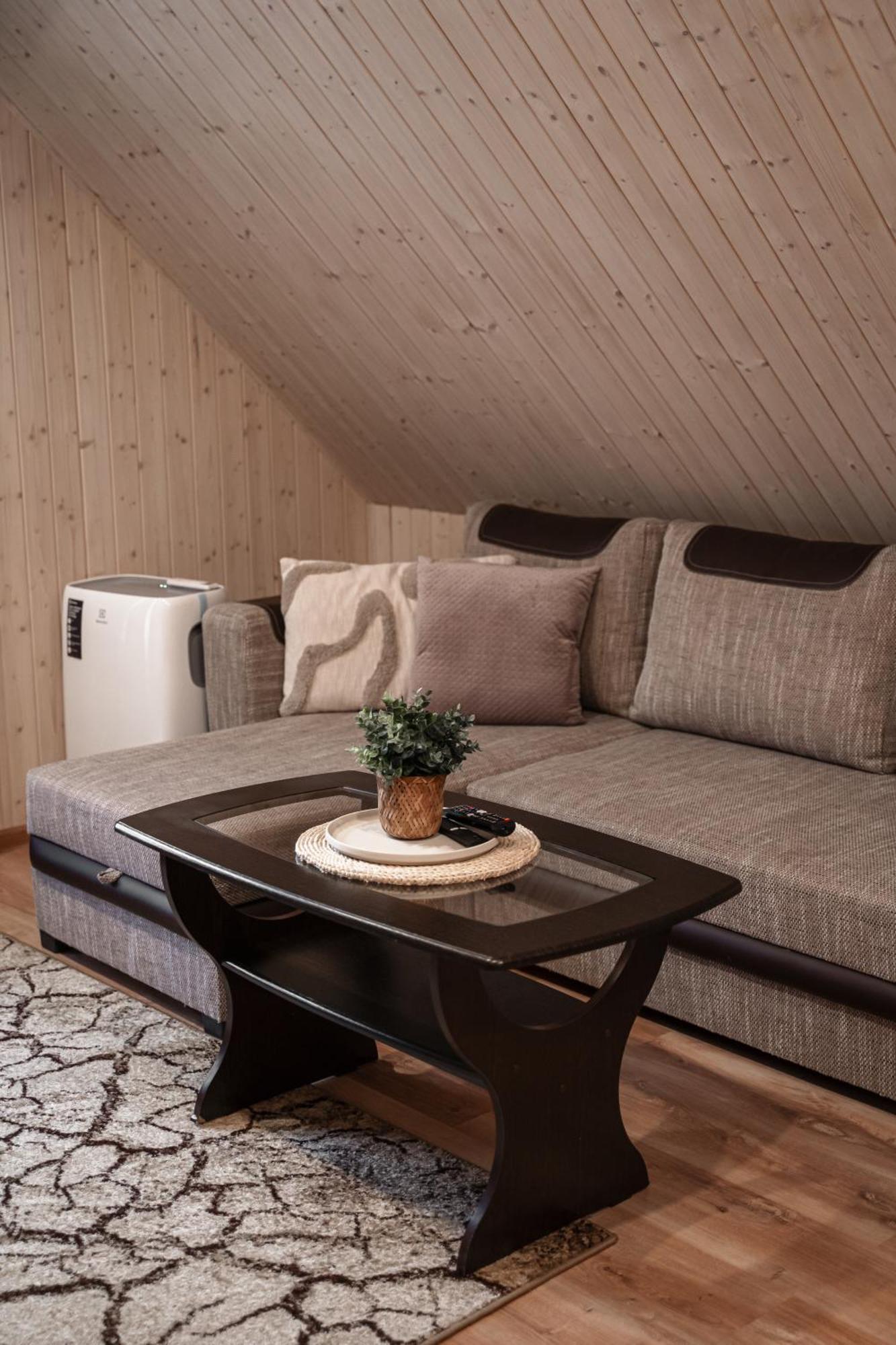 Aare Accommodation Валга Екстериор снимка